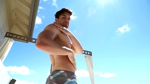 Next Door Male: Smooth Moves: Stefan's Masturbatory Dance