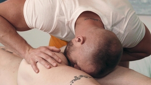 Masseur River Takes It All In