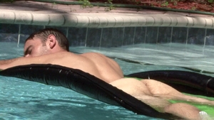 High Performance Men: Teasing Tom, Full Monty Style