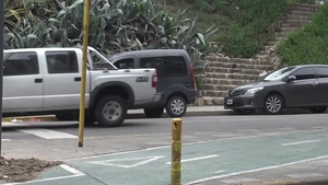 Latin Leche: Cruising the Park for Cash and Kicks