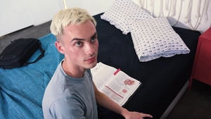 Brother Crush: Little stepbro gets a thorough exam