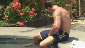 Next Door Male: Amateur Mega-Stud Brodie's Wank Session