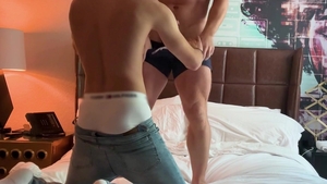 Reality Dudes: Cute Bottom Rides like a Star