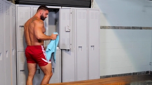 HotAFmen: Fit & Hairy: Riko's Gym Shower