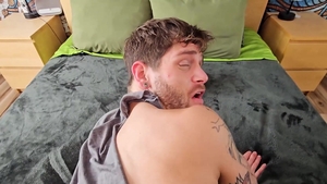 AmateurGayPOV: Pay with Your Hole, King Scot!