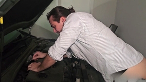 AmateurGayPOV: Under the Hood, Max Adonis Delights