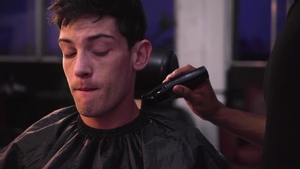 masqulin: Fucking Under The Barber's Light