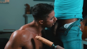 masqulin: Where Shadows Lurk, Two Twinks Find Love and Light