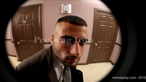 menatplay: Peeping Tom's French Fling