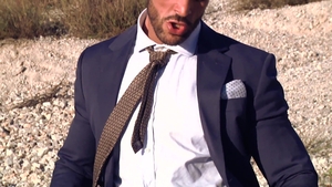 menatplay: Man on Man Power Struggle Escalates