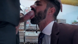 menatplay: Alpha-Bottom Dani Controls the Rides