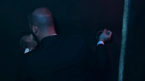menatplay: When Glory Holes Become A Relationship Saver