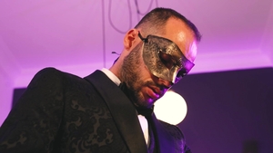 menatplay: Mael's Curiosity Untamed in the Shadows