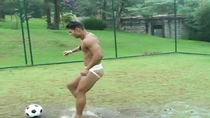 bangbangboys: Beneath the Pouring Rain, Two Gays United