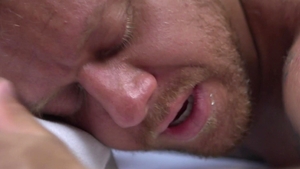 Bro Seeking Bro: Magic Hands Get to Work on Mam's Ass