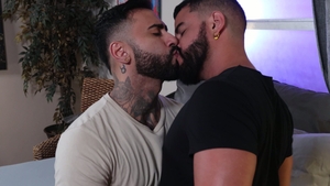 Men Over 30: Rikk's Raw Latin Love with Ashill