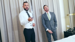 menatplay: Sir Peter Delivers at Franky's Door