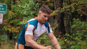 Muscle Ass Display: Mike's Tease